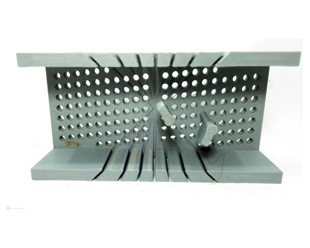 INGLETADORA CON TRABAS