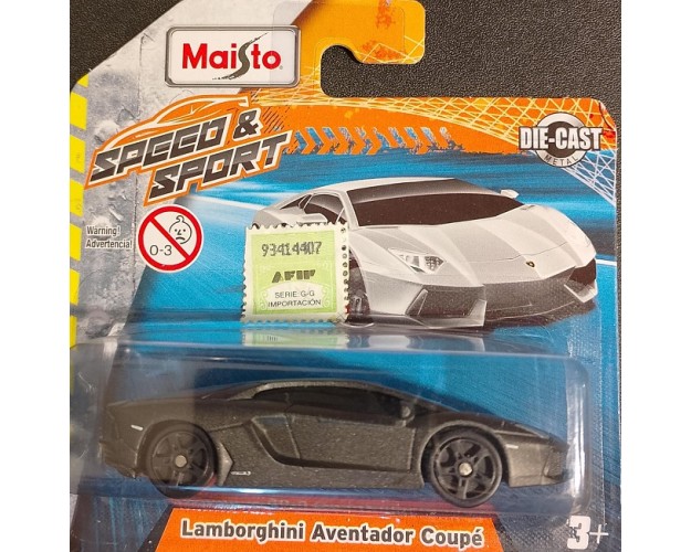 LAMBORGHINI AVENTADOR COUPE