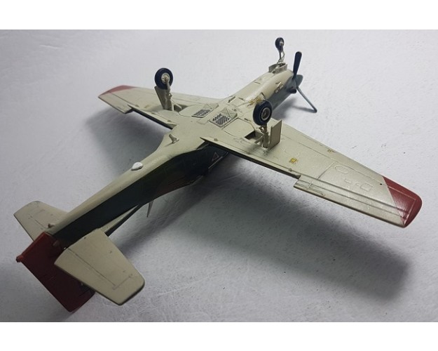 EMB-312 TUCANO - E-110 - ESCUELA DE AVIACIÓN MILITAR - 1/72