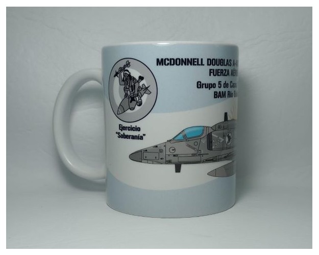 TAZA: A-A4R FIGHTINGHAWK C-926
