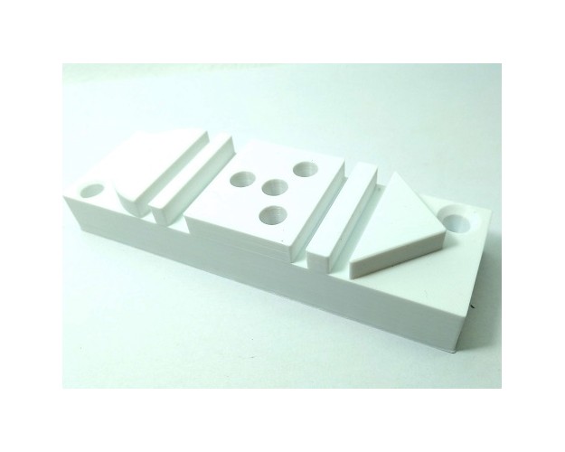 Plegador de alambre y fotograbados