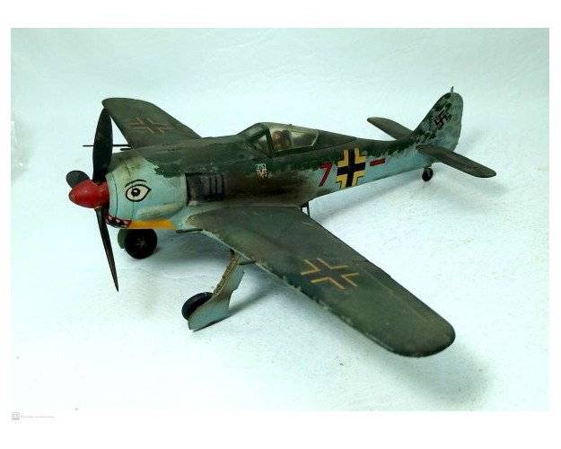 FOCKE-WULF FW-190 A - 7 ROJO - 1/48