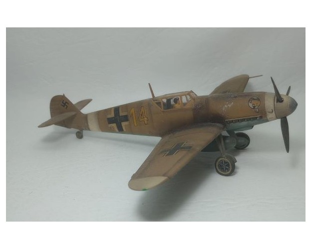 MESSERCHMITT BF-109 F / 14 AMARILLO (MARSEILLE) 1/48