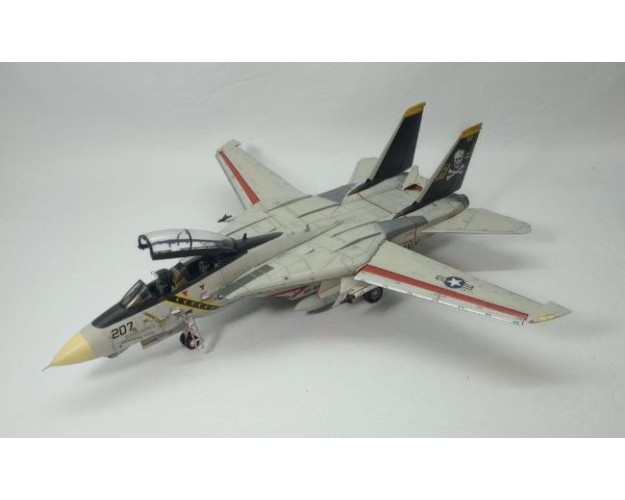 F-14A TOMCAT. VF-84 - ESCALA 1/72