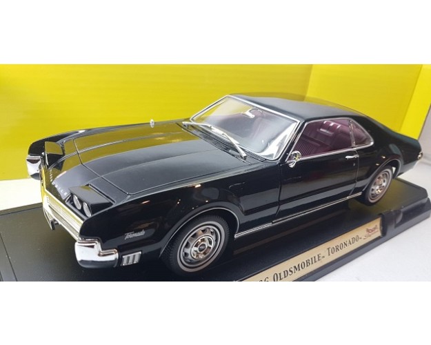 1966 OLDSMOBILE TORONADO