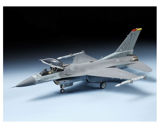 1/72 F-16CJ Fighting Falcon - OFERTA