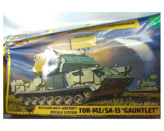 RUSSIAN ANTI-AIRCRAFT MISSILE SYSTEM TOR-M2/SA-15 "GAUNTLET" - OFERTA POR CAJA DAÑADA