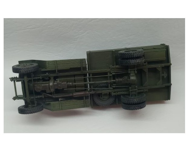 CAMIÓN SOVIÉTICO ZIS-5