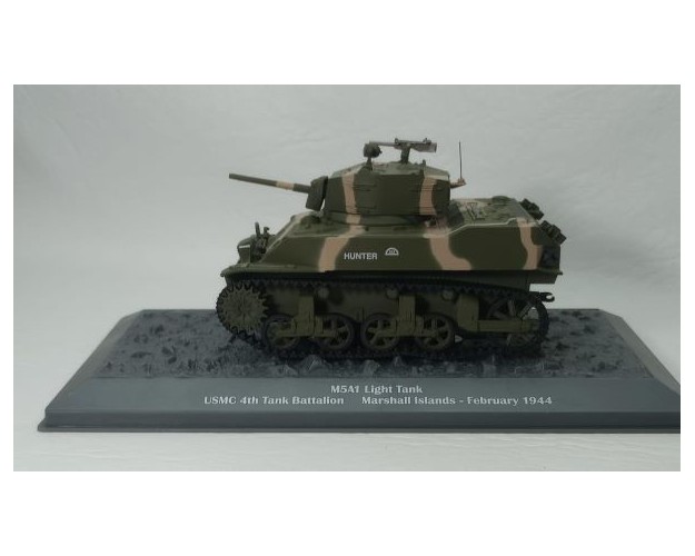 M5A1 LIGHT TANK