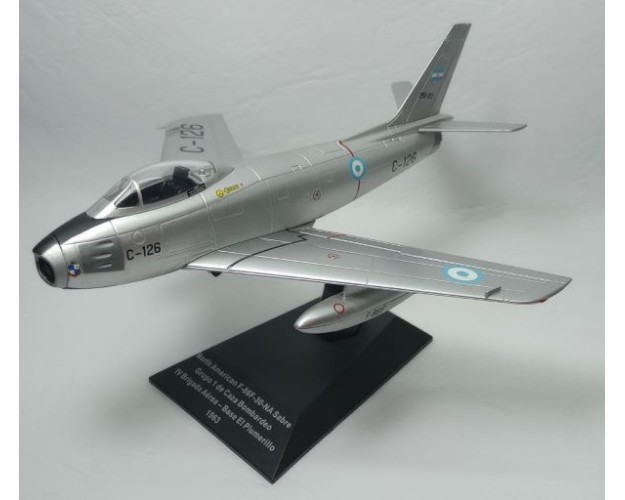 NORTH AMERICAN F-86F-30-NA SABRE - FUERZA AÉREA ARGENTINA