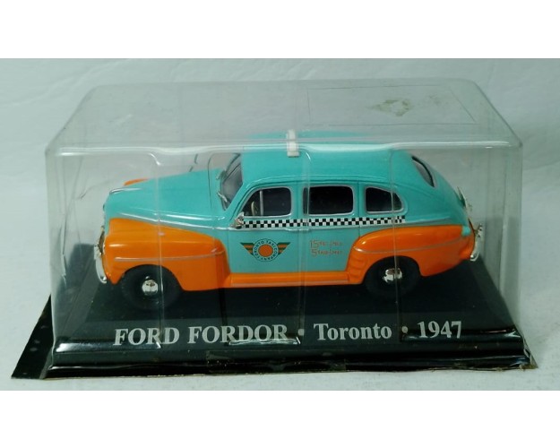 FORD FORDOR - TORONTO -1947