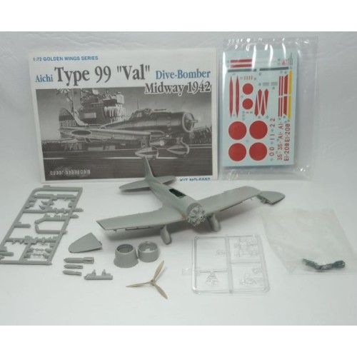 AICHI TYPE 99 "VAL" DIVE BOMBER - SEMIARMADO - 1/72