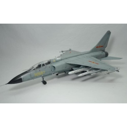 PLA JH-7A FLYING LEOPARD - ESCALA 1/72