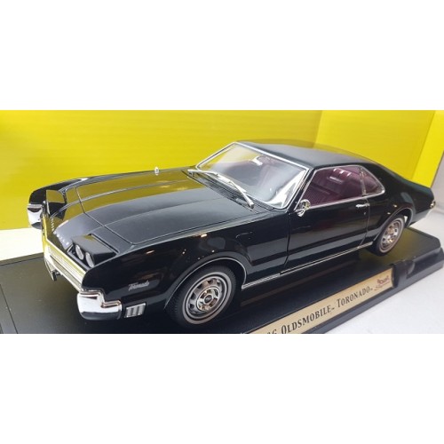 1966 OLDSMOBILE TORONADO