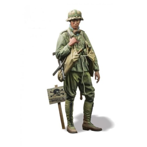 D.A.K. PANZER PIONIER 1942 - 1/16