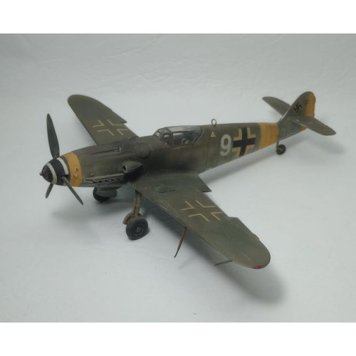 MESSERSCHMITT BF-109 G-10 - 9 BLANCO - 1/48