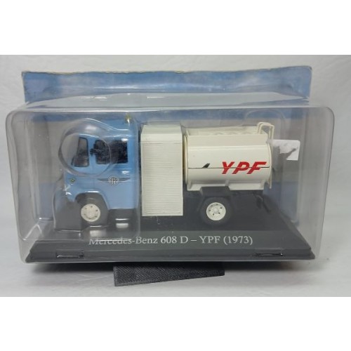 Merceds-Bennz 608 D-YPF (1973)