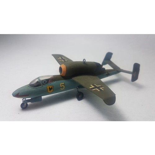 HEINKEL HE-162 SALAMANDER - 1/72