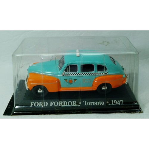 FORD FORDOR - TORONTO -1947
