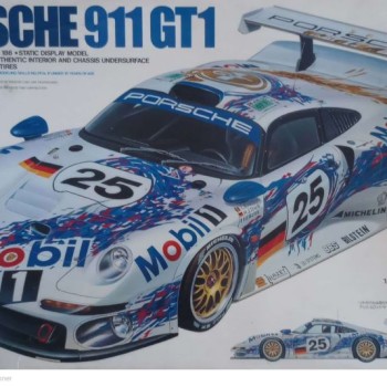 PORSCHE 911 GT 1 1/24