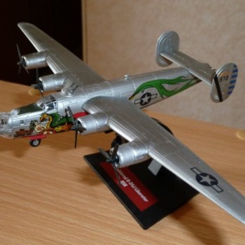 CONSOLIDATED B-24J LIBERATOR 1/144 METAL