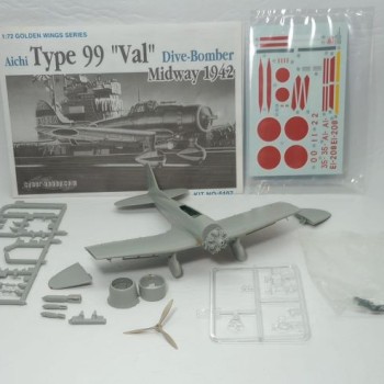 AICHI TYPE 99 "VAL" DIVE BOMBER - SEMIARMADO - 1/72