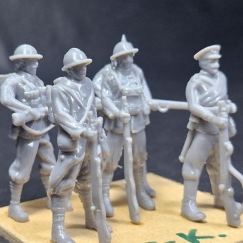 WWI Soldados (Ruso, alemán, inglés, francés) 5 figuras