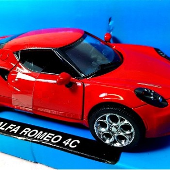 ALFA ROMEO 4C