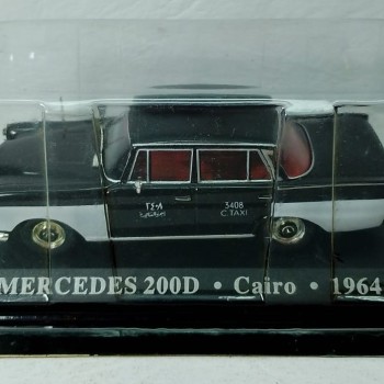 MERCEDES 200D - CAIRO - 1964