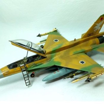 F-16I SUFA - ESCALA 1/48