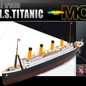 R.M.S. TITANIC 1/1000