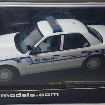 FORD CROWN USA POLICE