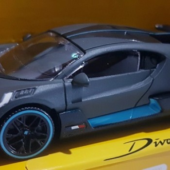 BUGATTI DIVO