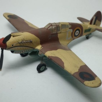P-40 WARHAWK - 1/72