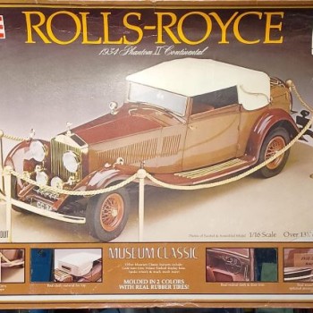 ROLLS-ROYCE 1934 PHANTOM II CONTINENTAL - 1/16 (con novedades)